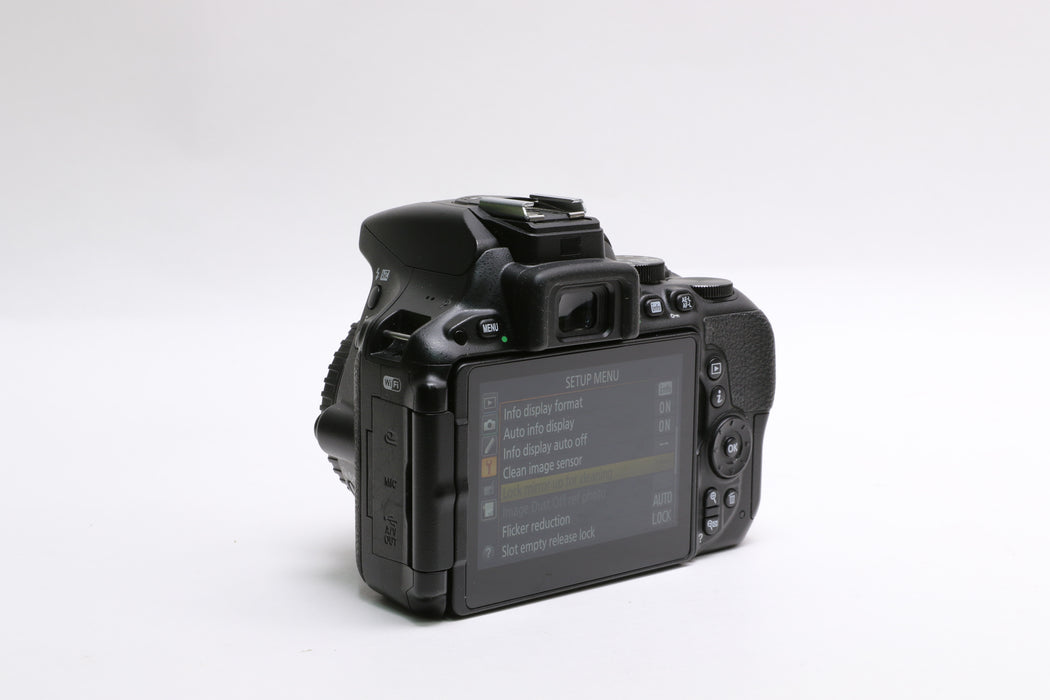 Nikon D5500 24.2MP Digital SLR Camera — photo 6 of 8