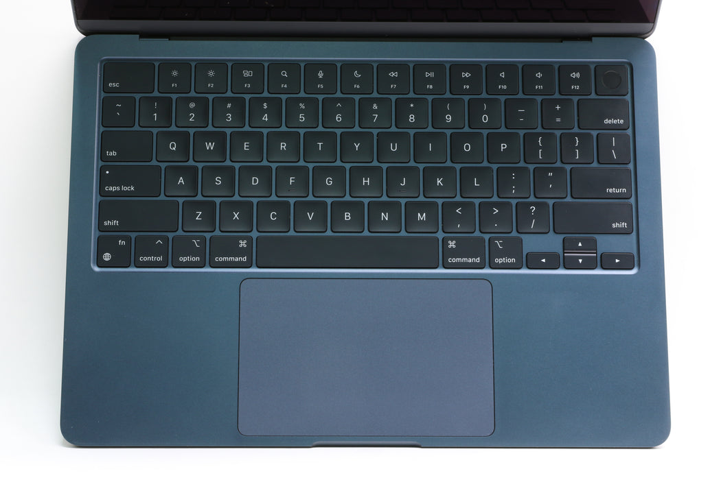 13" 2024, MacBook Air, MC8K4LL/A, Apple M3, 16GB, 256GB SSD, 8C — photo 3 of 13