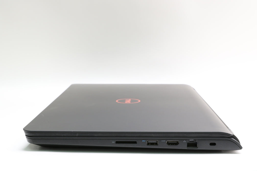 15.6" Dell Inspiron 5577, i7-7700HQ 2.80GHz, 8GB, 128GB SSD & 1TB HDD, GTX 1050