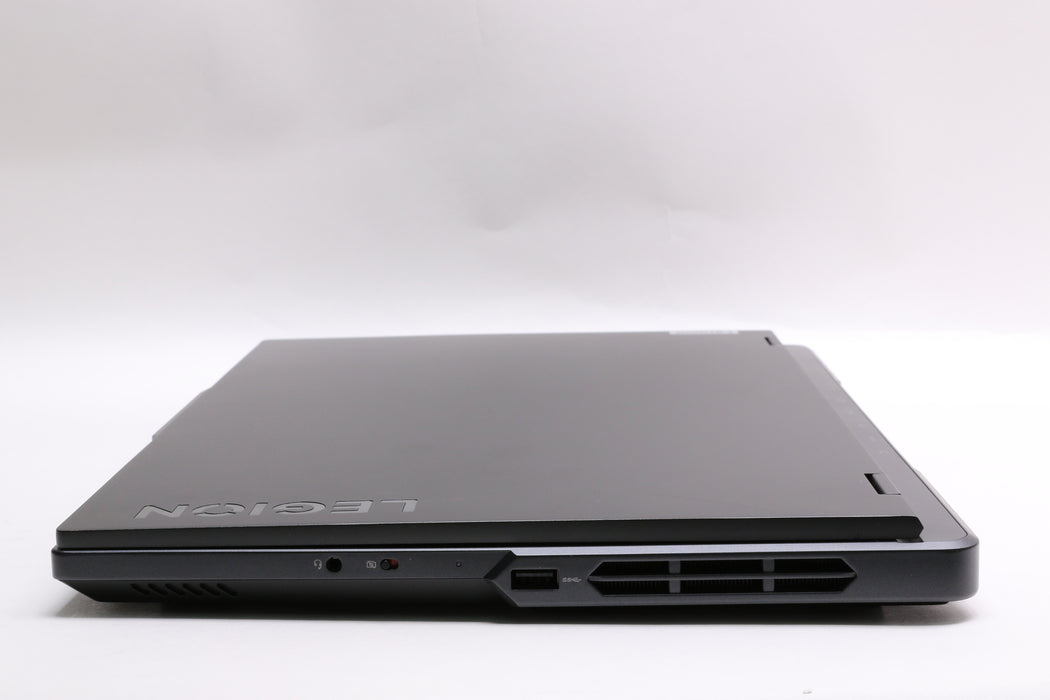 16" Lenovo Legion Pro 5 16irx9, i9-14900HX, 32GB, 2TB SSD (2x1TB), RTX 4070!
