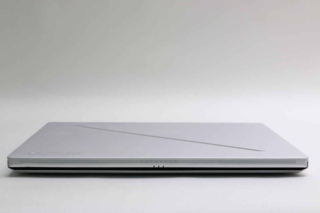 14" Asus Rog Zephyrus G14, AMD Ryzen AI 9 HX 370 w/, 32GB, 1TB SSD, RTX 507