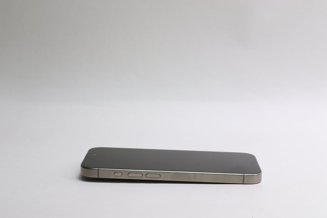 Apple iPhone 15 Pro, 1TB, Unlocked, Natural Titanium, MTU53LL/A — photo 6 of 12