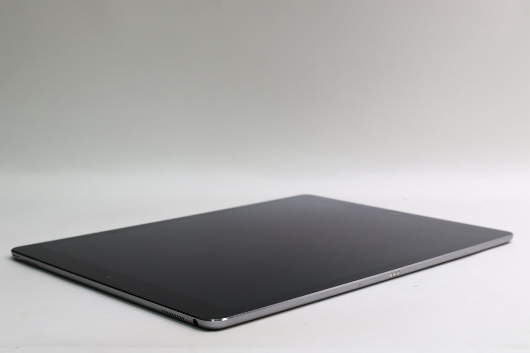 iPad Pro 12.9" 1st Gen, 256GB, Wi-Fi Only, Space Gray, NL0T2LL/A