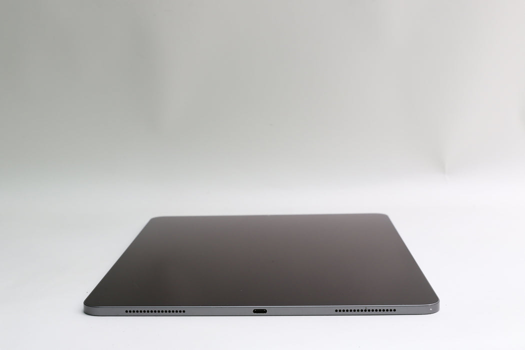 iPad Pro 4th Gen, 128GB, Wi-Fi, Space Gray, MY2H2LL/A 12.9”