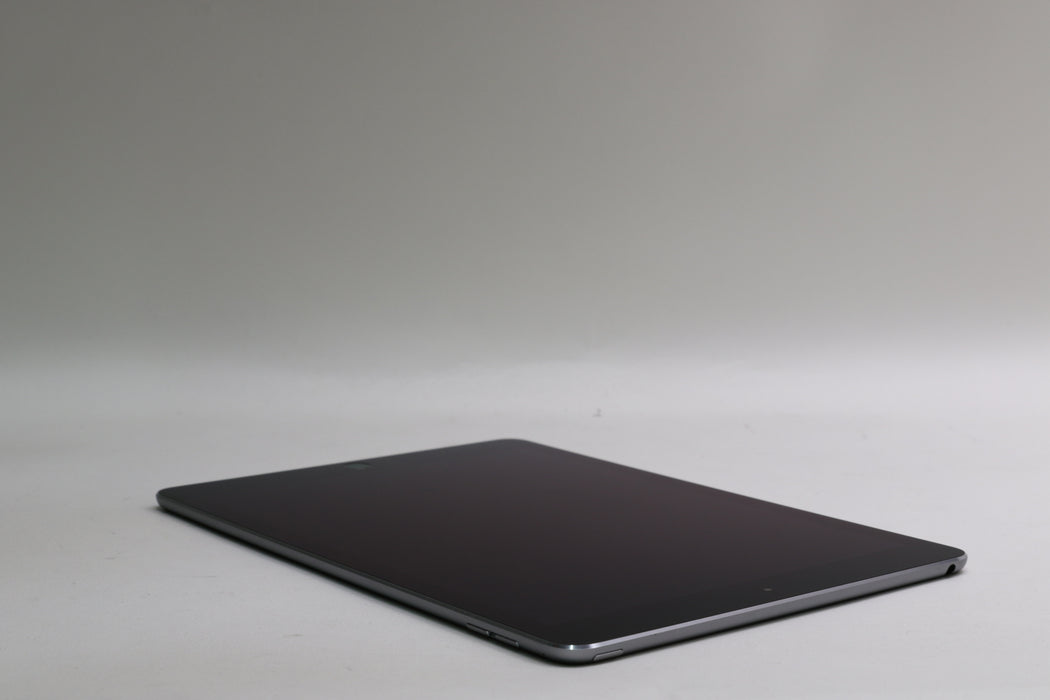 iPad Air 2, 64GB, Wi-Fi Only, Space Gray, MGKL2LL/A