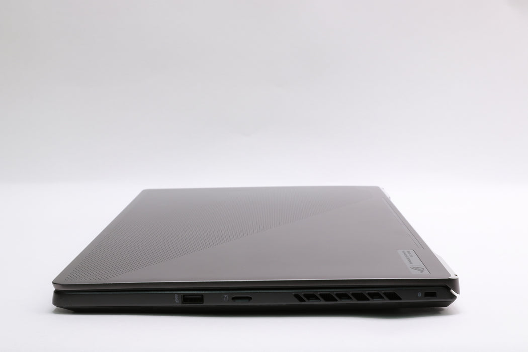 15" Asus Rog Zephyrus G15, AMD Ryzen 9 5900HS, 16GB, 1TB SSD, RTX 3070