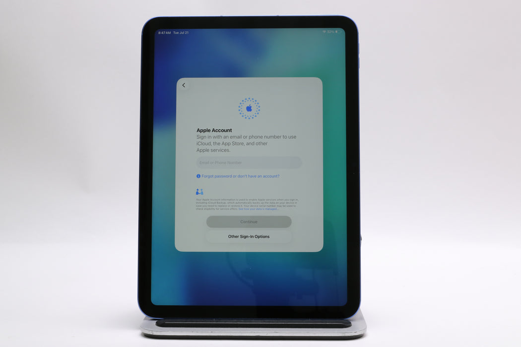 11" Apple iPad A16, 128GB, Unlocked, Blue, MD7G4LL/A — photo 2 of 13