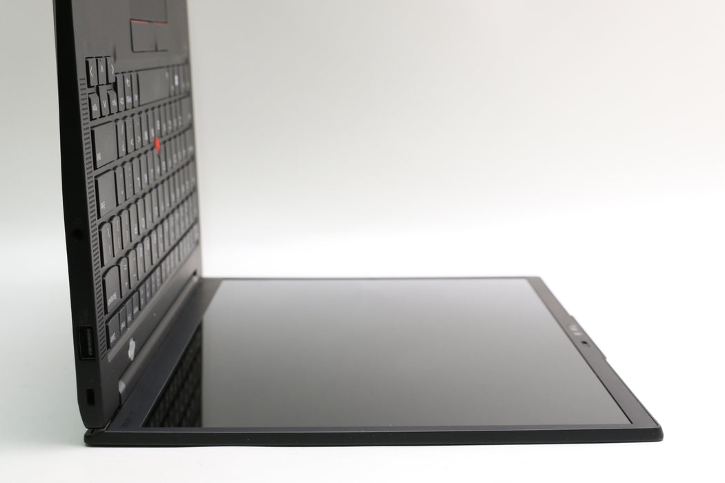 14" UHD+ Lenovo Thinkpad X1 Carbon Gen 10, i7-1270P, 32GB, 512GB SSD