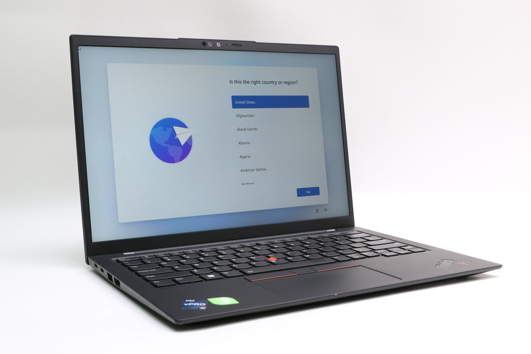 14" UHD+ Lenovo Thinkpad X1 Carbon Gen 10, i7-1270P, 32GB, 1TB, 4K Screen!