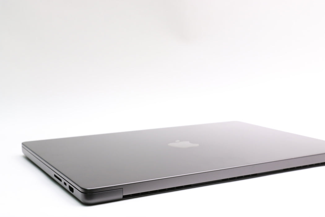 16" 2024, MacBook Pro, BTO, Apple M4 Max, 128GB, 8TB, 40C, Nano Texture
