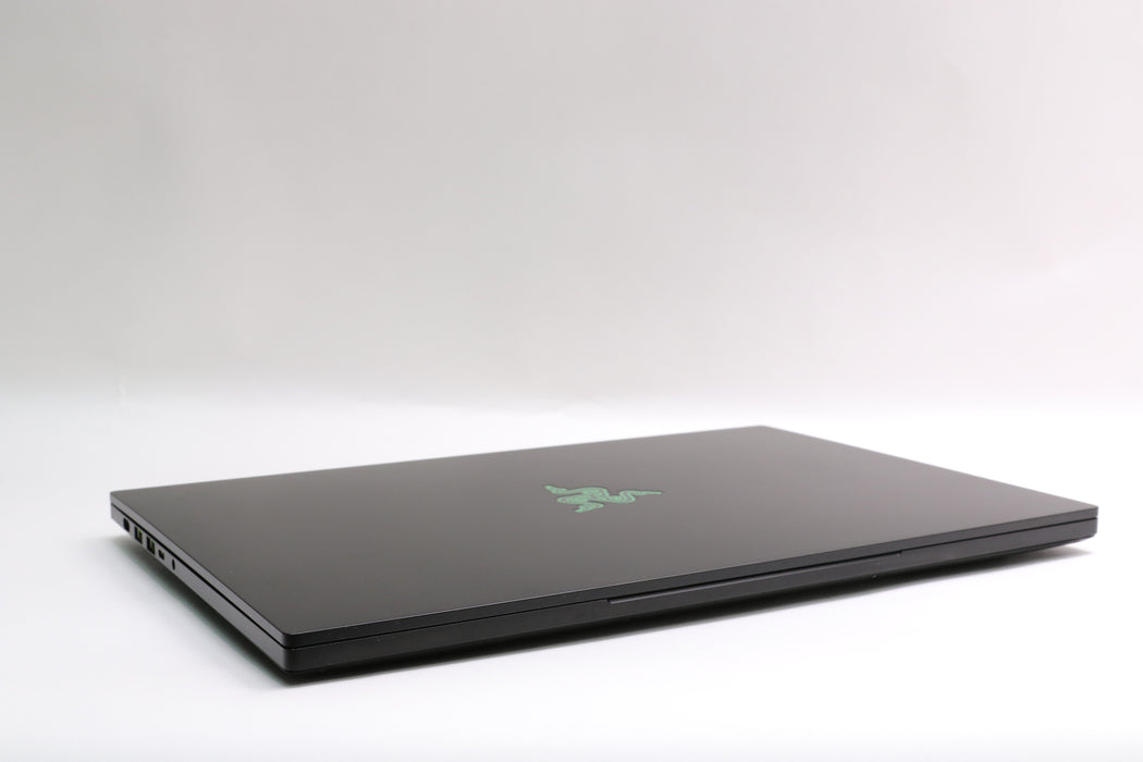 16" Razer Blade 15 (2022), i7-12800H, 16GB, 1TB SSD, RTX 3060