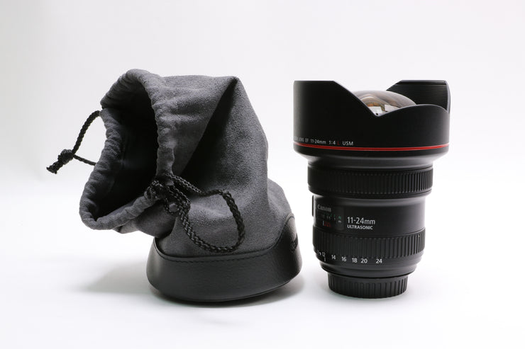 Canon EF 11-24mm f/4L USM Lens w/ Hood, Case, Caps!