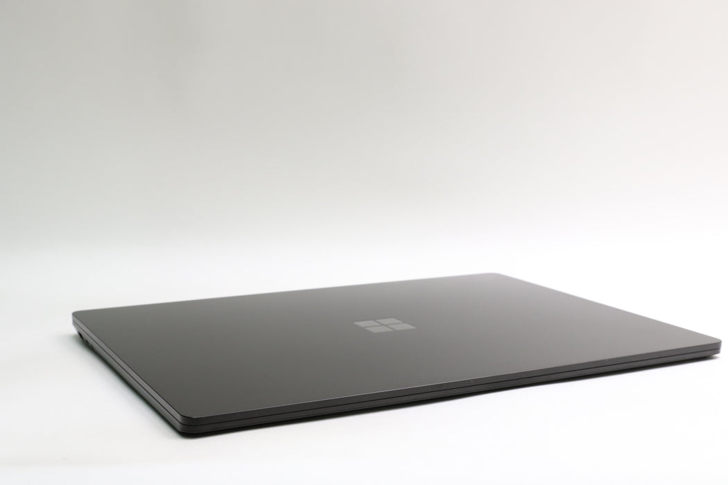 15"Microsoft Surface Laptop 5, i7-1265U, 32GB, 1TB SSD,Touchscreen, 100% Battery