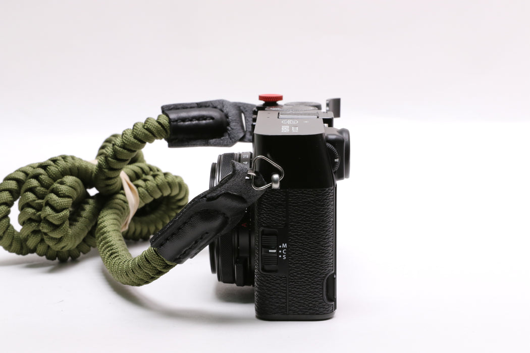 Fujifilm X100V 26.1MP Compact Camera w/ 23mmf/2 Lens