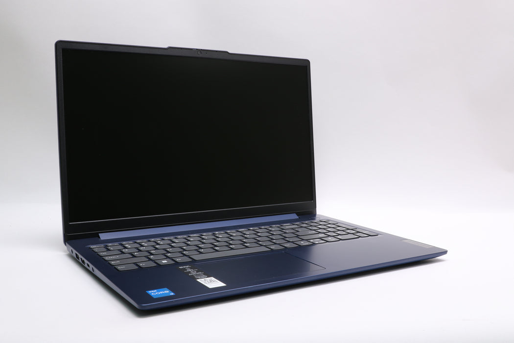 15" Lenovo Ideapad Slim 3, i3-N305, 8GB, 256GB, 100% Battery!