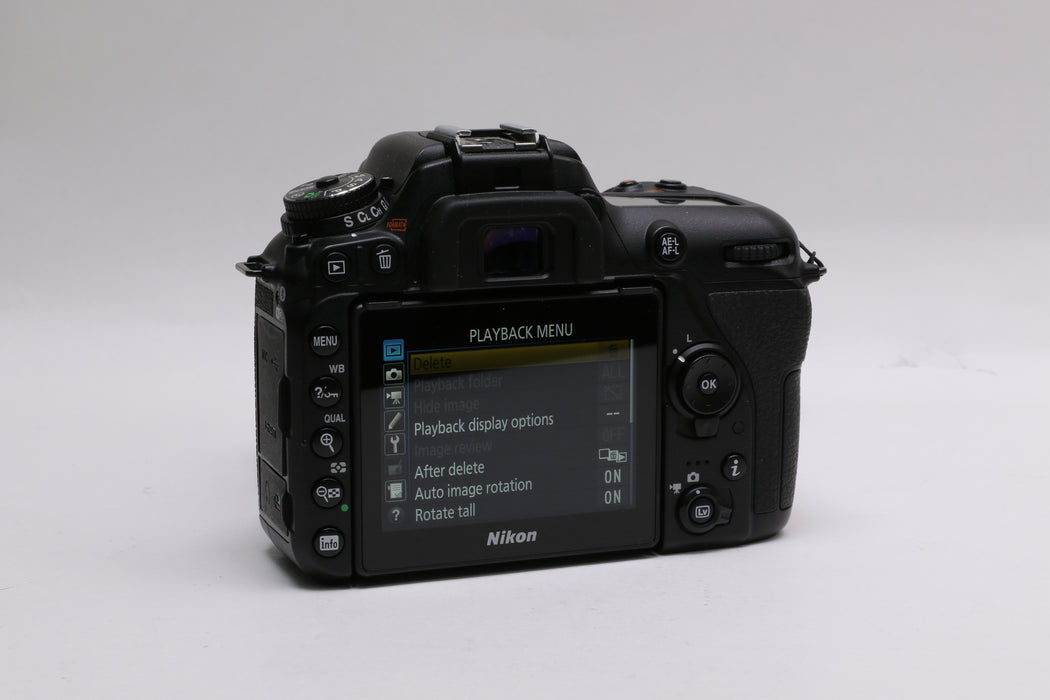 Nikon D7500 Camera w/ Nikon AF-P DX 18-55mm, 70-300mm, 2x OEM Batteries, 10K SC! — photo 3 of 15