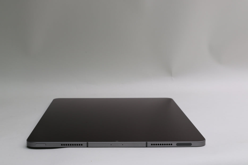 iPad Pro 6th Gen, 128GB, Unlocked, Space Gray, MP5X3LL/A 12.9”