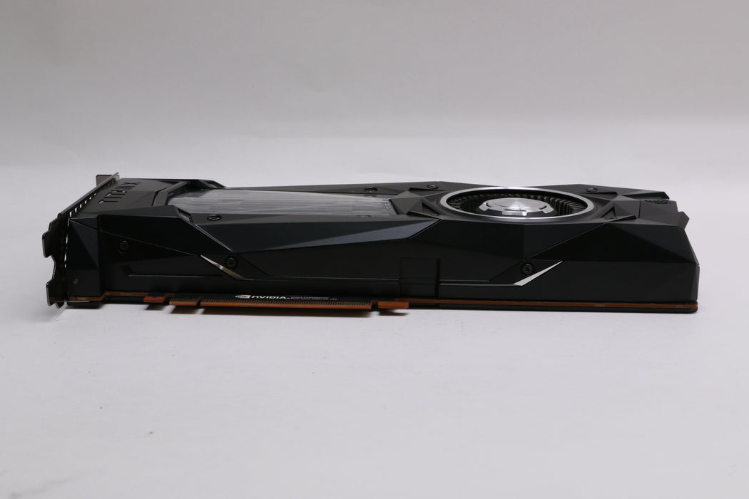 NVIDIA TITAN Xp 12GB GDDR5X Graphics Card (PG611) — photo 4 of 7