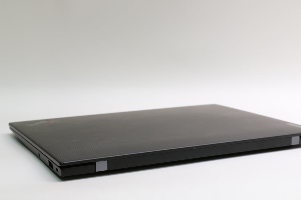 14" UHD+ Lenovo Thinkpad X1 Carbon Gen 9, i7-1185G7, 16GB, 1TB SSD