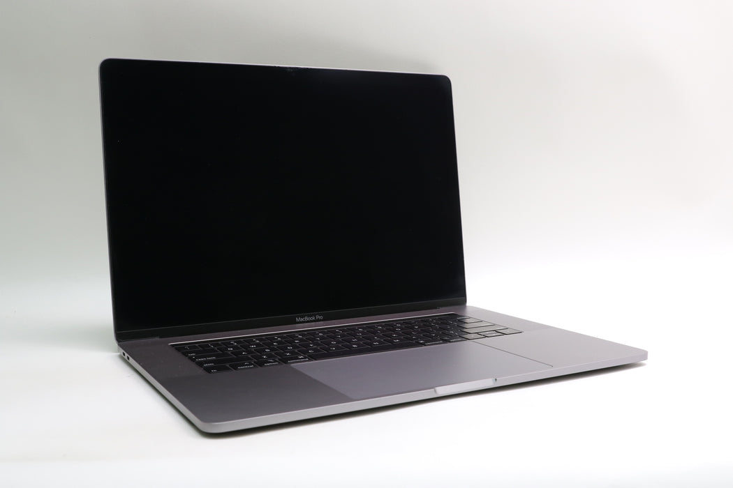 15" 2018, MacBook Pro, MR932LL/A, i7-8750H, 16GB, 256GB, Pro 555X, 100% Battery!