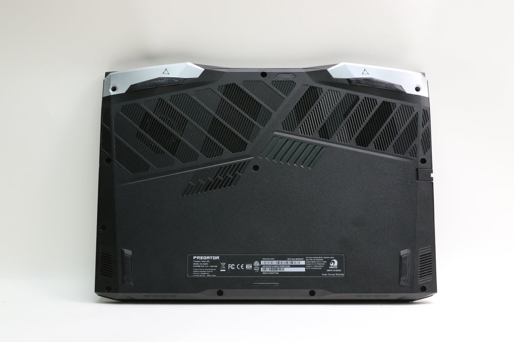 15" Acer Predator Helios 300, i7-11800H, 16GB, 1TB HDD & 512GB SSD, RTX 3070