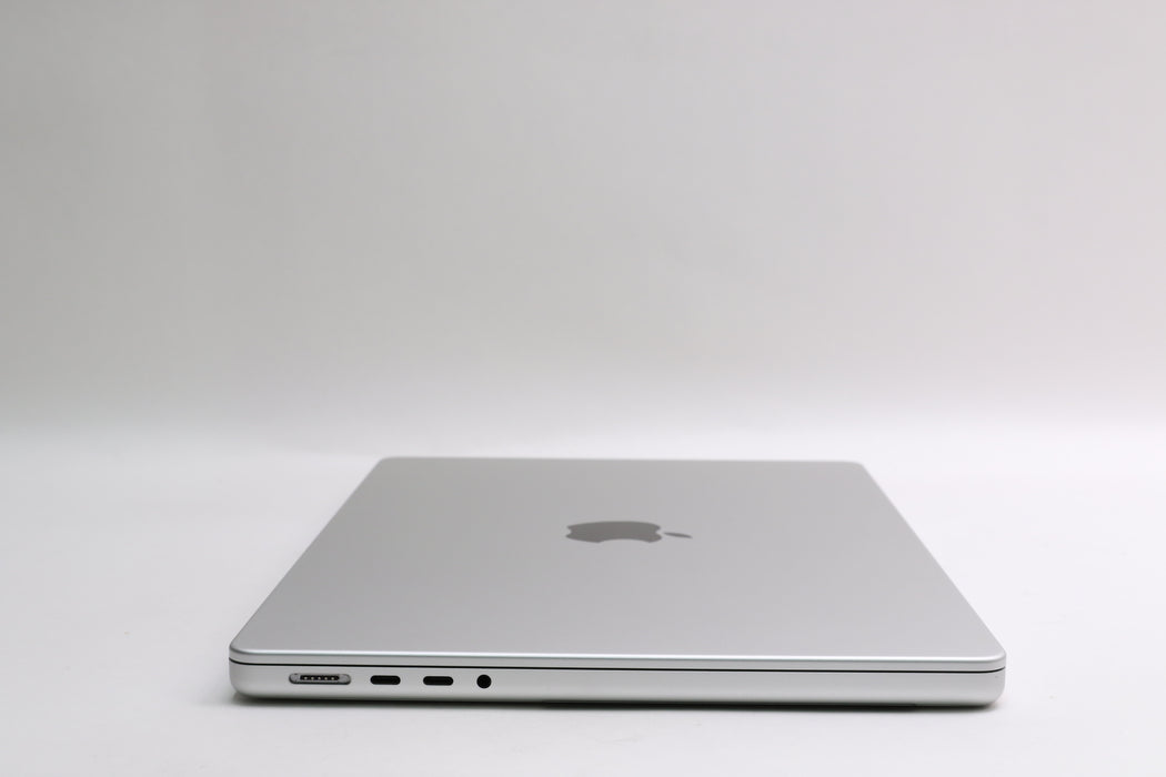 14" 2024, MacBook Pro, MW2W3LL/A, Apple M4, 16GB, 512GB SSD, 10C