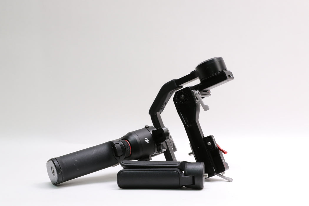 DJI RS 3 Mini Gimbal w/ Mini Tripod, NO Mounting Plate!
