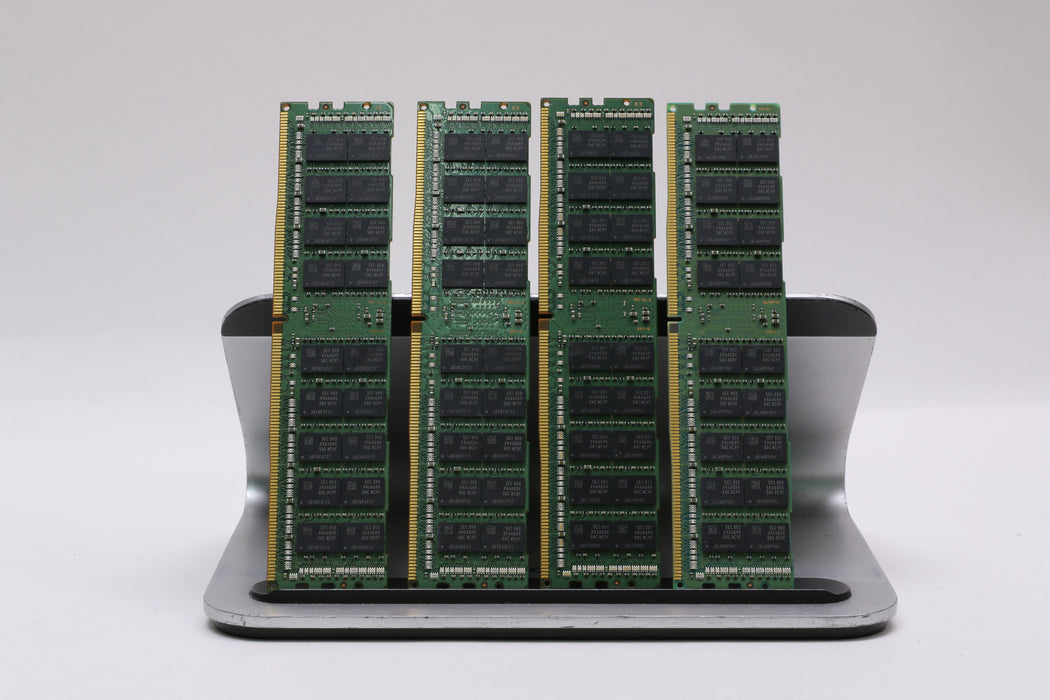 Samsung 256GB (4x64GB) ECC DDR4 2933MHz DIMM Server Memory (M386A8K40CM2-CVF) — photo 2 of 3