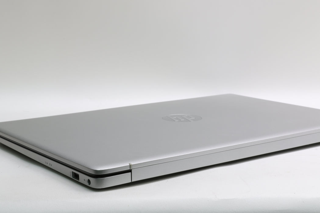 17.3" HP 17-cn0001tg, Intel Pentium Silver N5030, 4GB, 128GB SSD, Touchscreen
