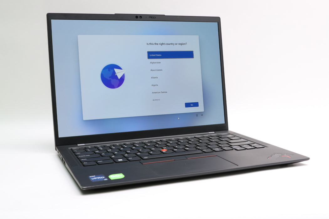 14" Lenovo Thinkpad X1 Carbon Gen 11, i7-1370P, 32GB, 512GB