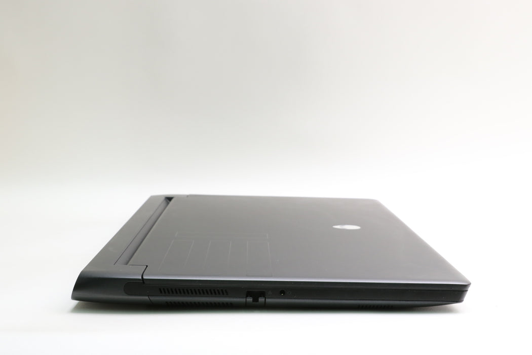 15" QHD Alienware m15 R7, i7-12700H, 16GB, 1TB SSD, RTX 3060, 100% Battery!