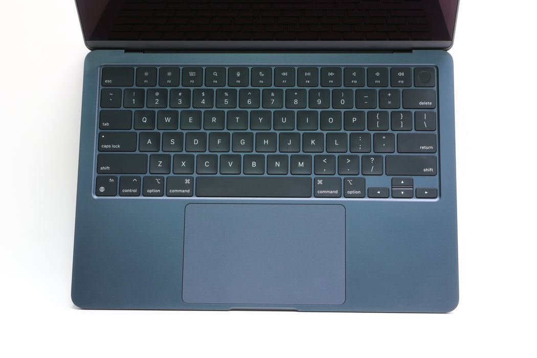 13" 2022, MacBook Air, MC7X4LL/A, Apple M2, 16GB, 256GB SSD, 8C, Only 8 Cycles! — photo 3 of 13