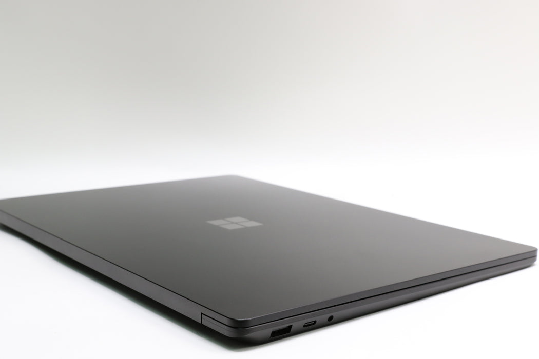 100%BATT 15" Microsoft Surface Laptop 5, i7-1265U, 32GB, 1TB SSD, Touchscreen