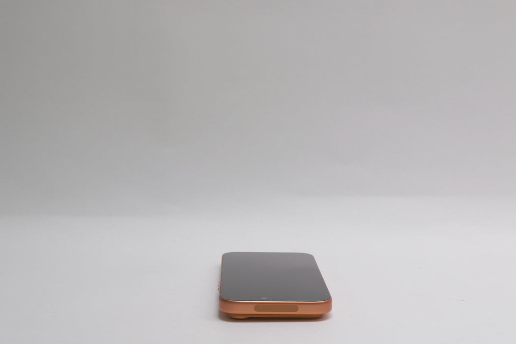 Apple iPhone 17 Pro, 256GB, Unlocked, Cosmic Orange, NG7L4LL/A — photo 5 of 13