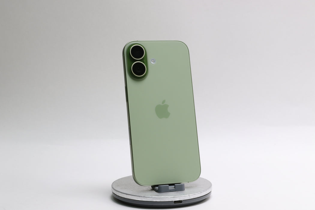 Apple iPhone 17, 256GB, Unlocked, Sage, MG4A4LL/A — photo 4 of 11
