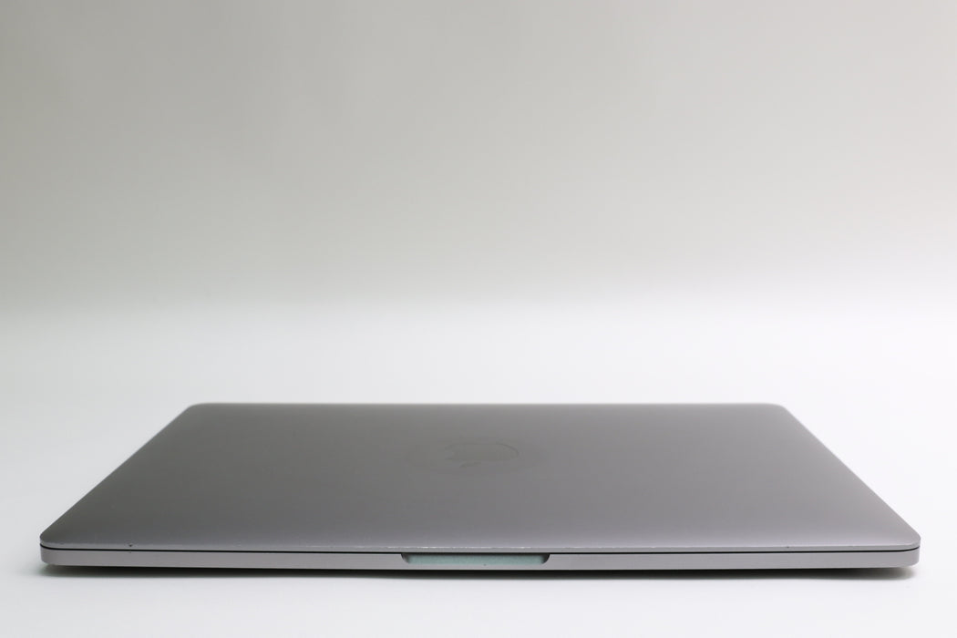 13" QHD+ 2022, MacBook Pro, MNEH3LL/A, Apple M2, 8GB, 256GB, Non-US KB Layout