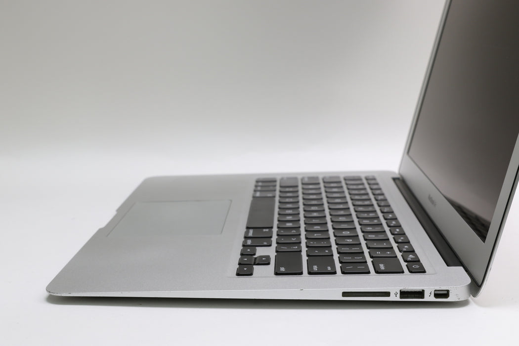 New Battery! 13" Early 2015, Macbook Air, MJVG2LL/A, i5, 4GB, 256GB SSD