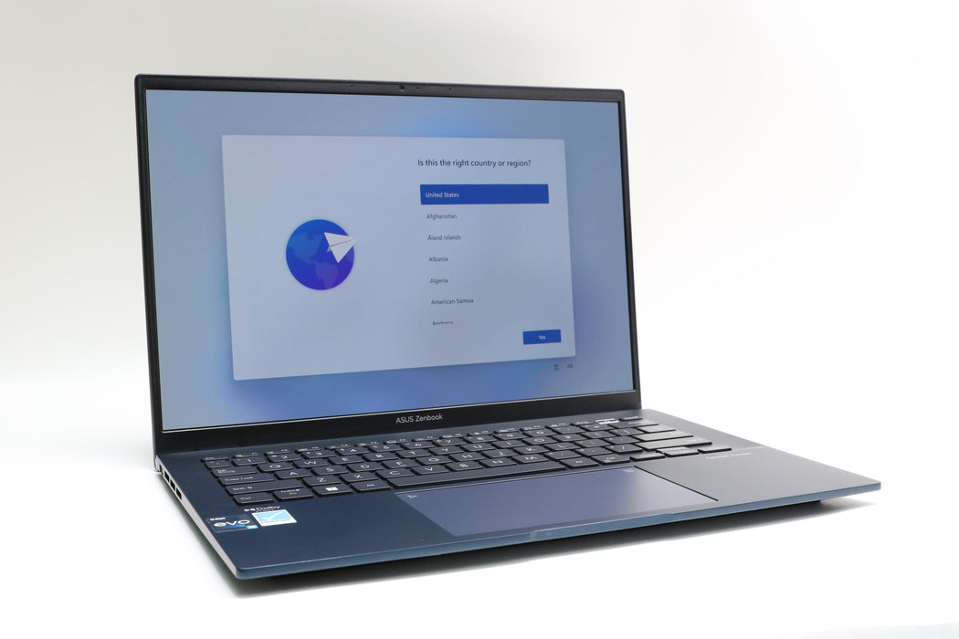 14" Asus, Zenbook Ux3402za, 12th Gen i5-1240P, 8GB, 256GB SSD
