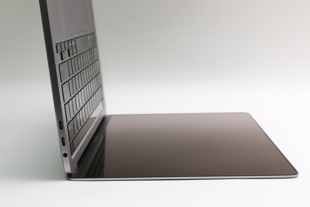 13.3" 2020 MacBook Pro, BTO, i5-1038NG7, 16GB, 2TB SSD, 100% Battery!