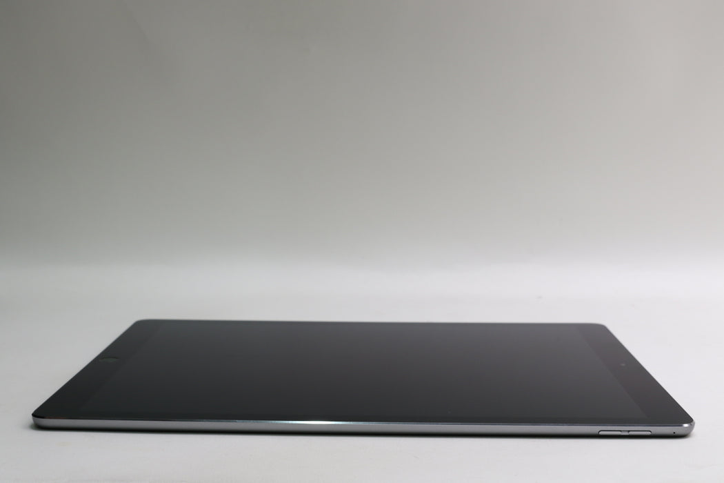 iPad Pro 12.9" 1st Gen, 256GB, Wi-Fi Only, Space Gray, NL0T2LL/A