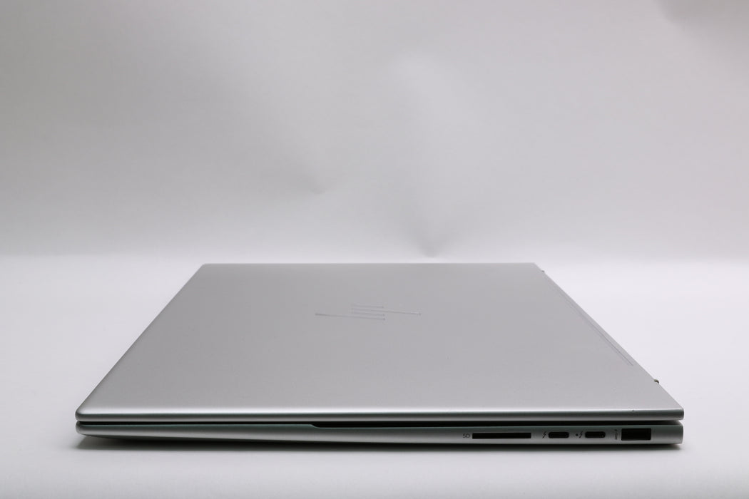 17" HP Envy Laptop 17-cr0747nr, i7-1260P, 16GB, 512GB SSD, Touchscreen — photo 6 of 13