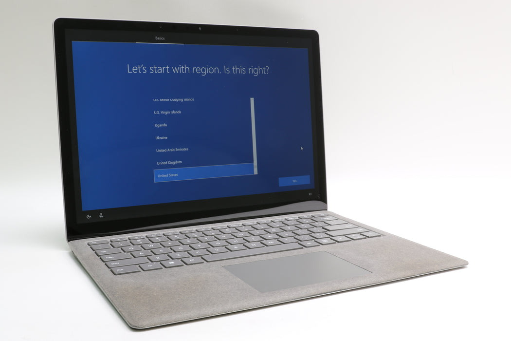 13.5" Microsoft Surface Laptop, i7-7660U, 16GB, 512GB SSD, Touchscreen