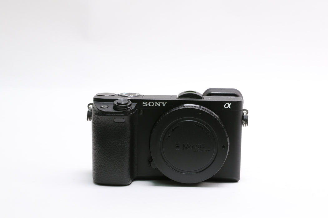 Sony Alpha a6400 Camera, Very Low Shutter Count of 1,437! — photo 2 of 8