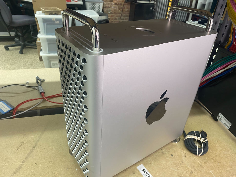 2019, Mac Pro, BTO, Intel Xeon W-3235, 96GB, 2TB SSD, AMD Radeon Pro Vega II