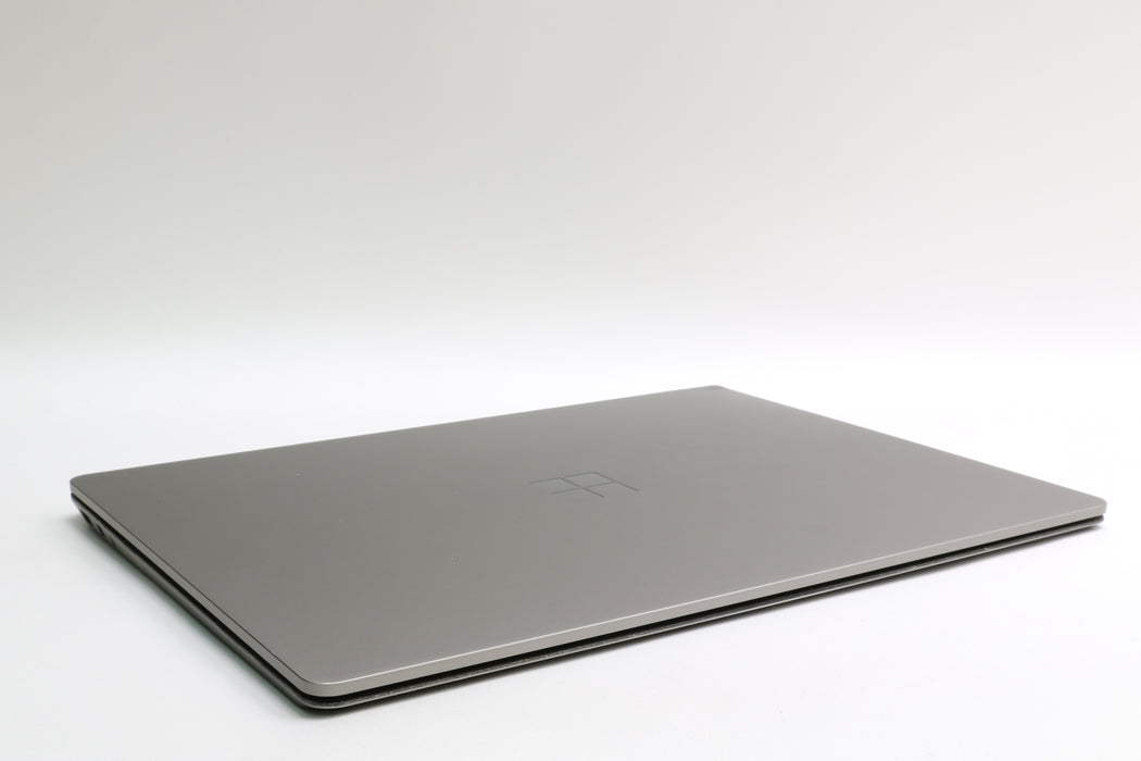 13.5" Microsoft Surface Laptop, i7-7660U, 16GB, 512GB SSD, Touchscreen