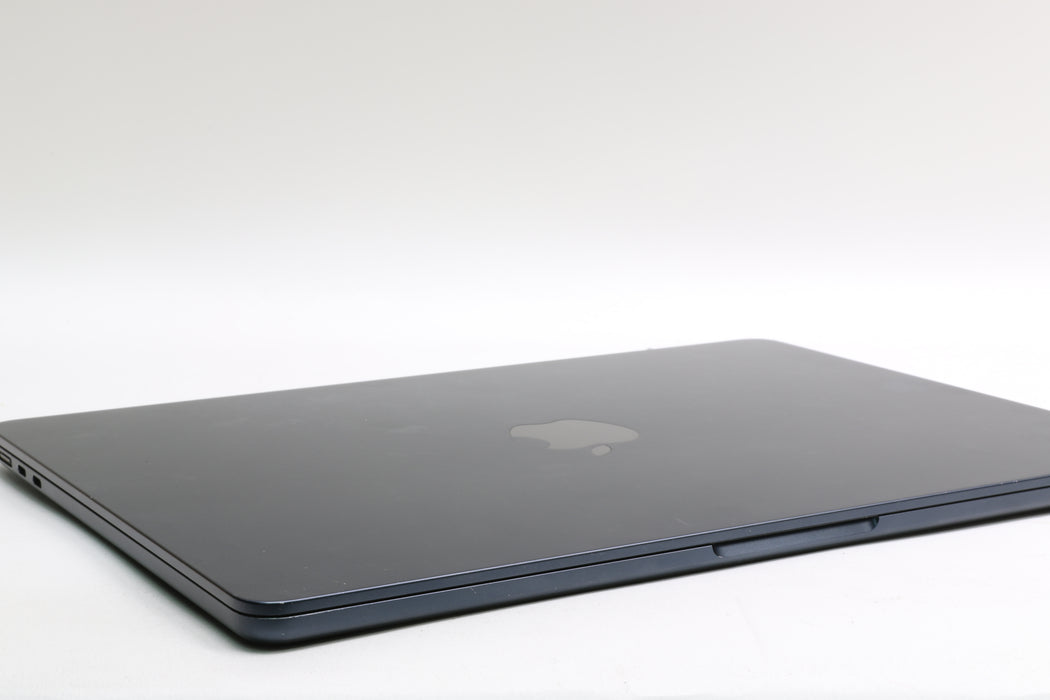 13" 2022, MacBook Air, BTO, Apple M2, 16GB, 256GB SSD, 8C