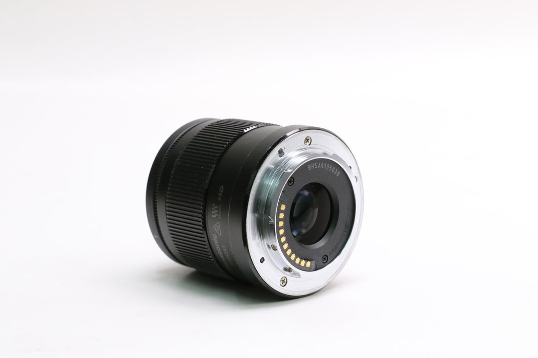 Panasonic Lumix G 42.5mm f/1.7 ASPH. Power O.I.S Lens w/ Caps!