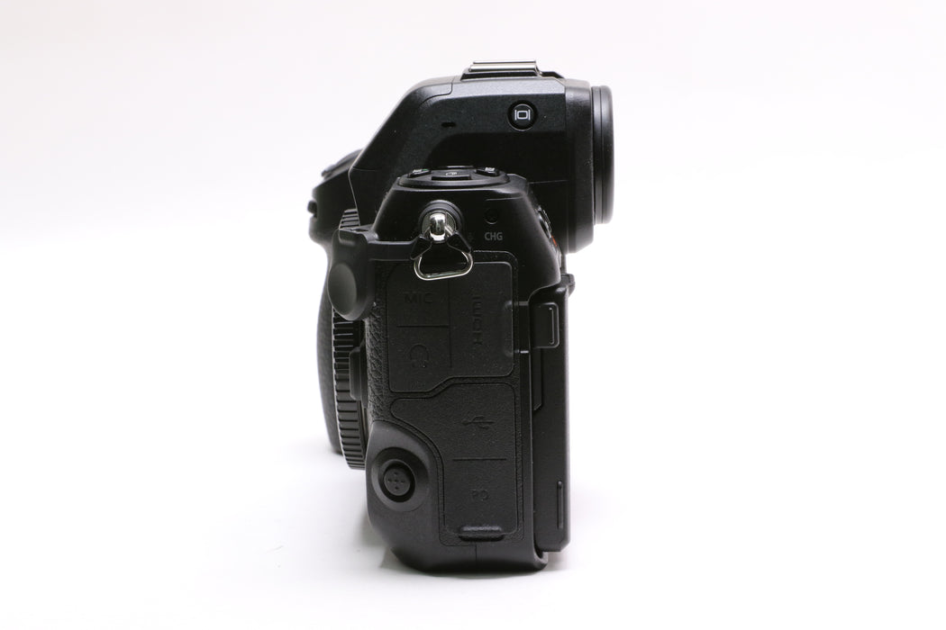 Nikon Z8 45.7MP Mirrorless Camera w/ Box, Charger, Battery!