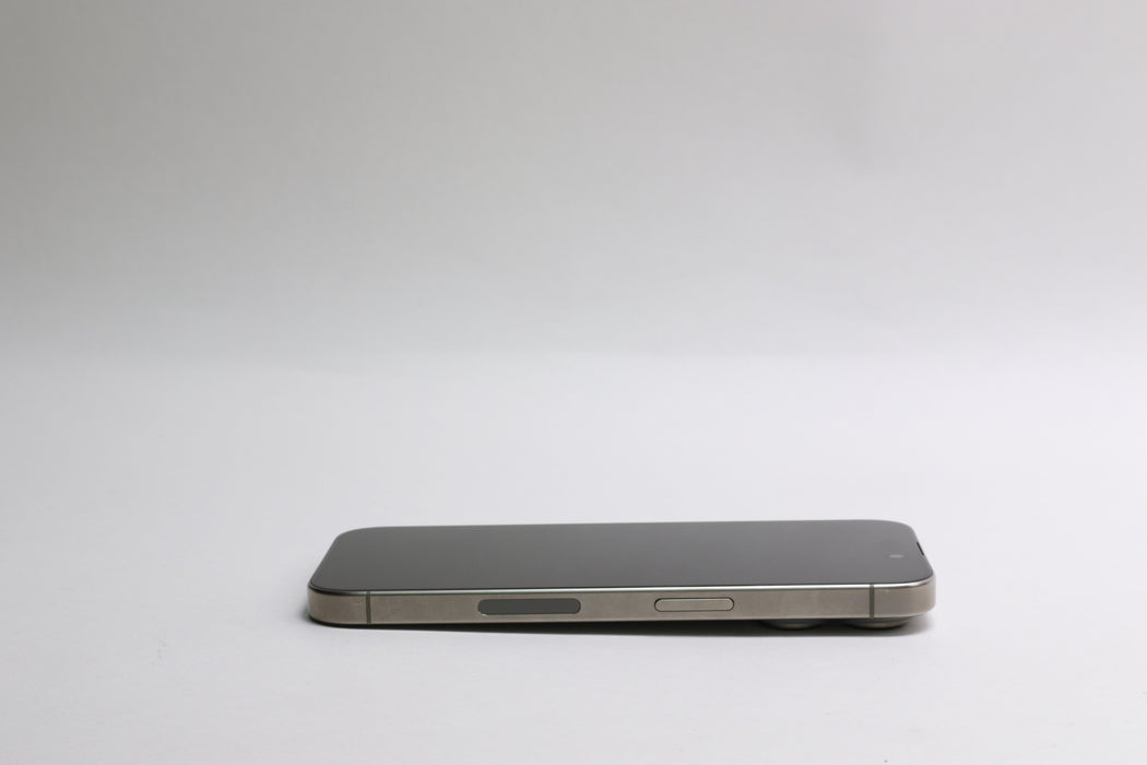 Apple iPhone 15 Pro, 1TB, Unlocked, Natural Titanium, MTU53LL/A — photo 11 of 12