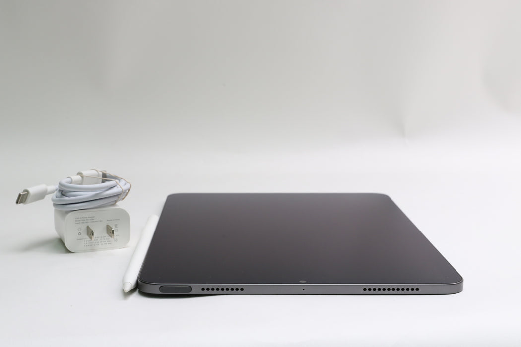 iPad Air 5th gen, 64GB, Wi-Fi, Space Gray, MM9C3LL/A + Pencil